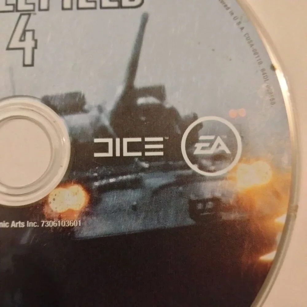 Battlefield 4 PS4 Game Disc Mature 17 EA DICE Bluray